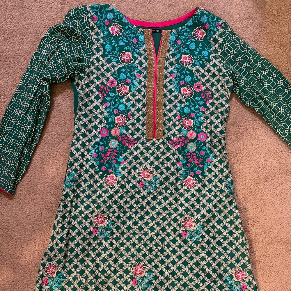 Indian Pakistani Kurta kameez fully embroidered